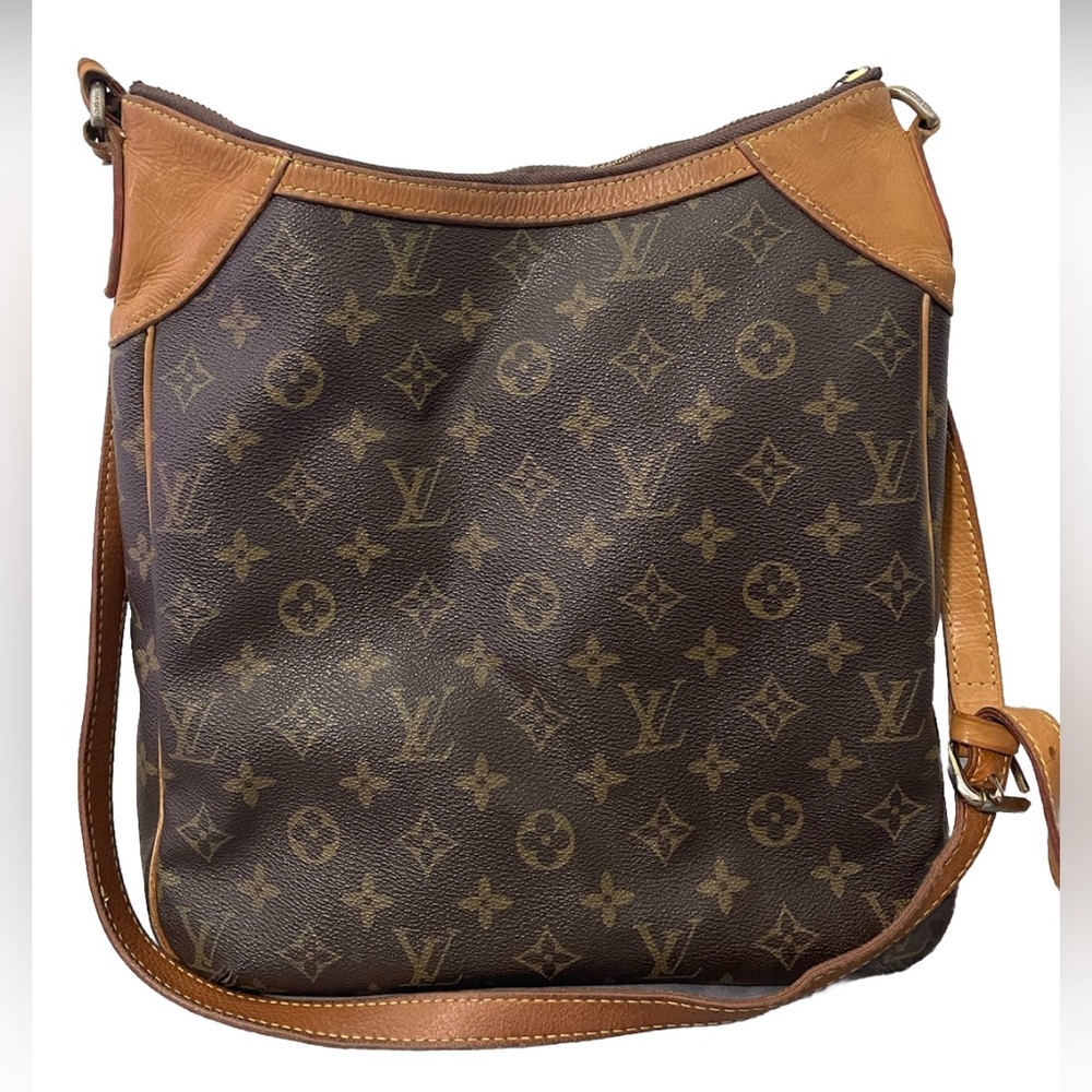 ❌SOLD❌🔥LOUIS VUITTON ODEON MM BAG🔥
